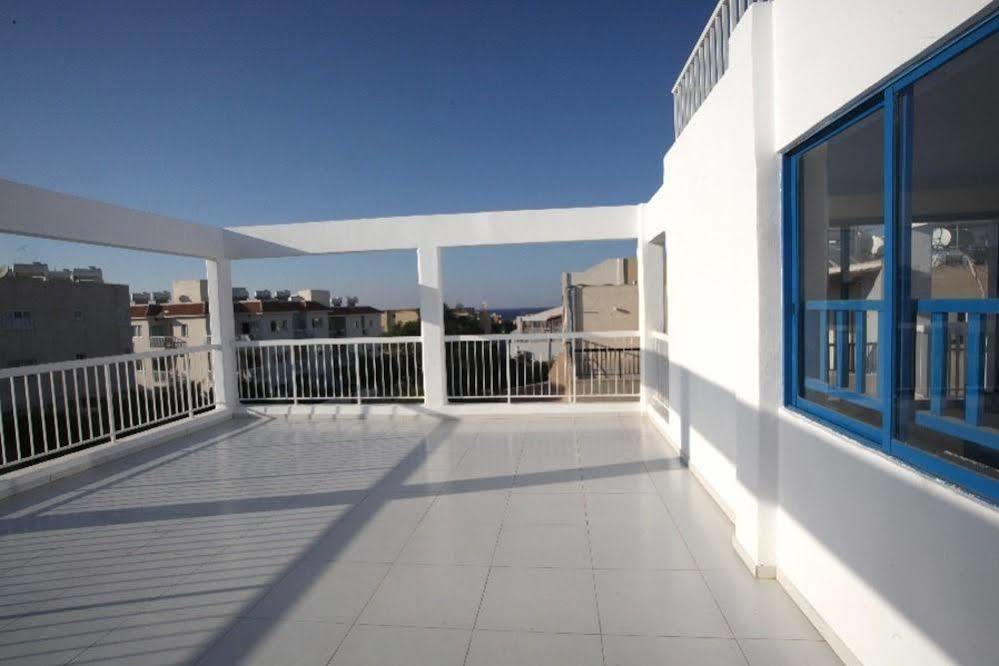 Aphentrika Apartments بروتاراس المظهر الخارجي الصورة